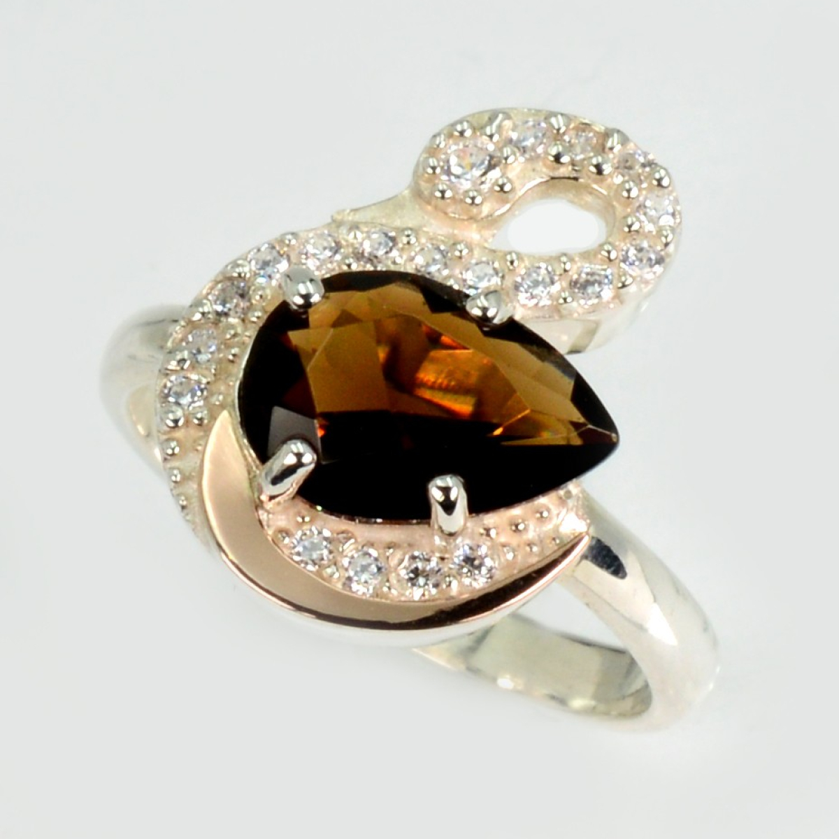 Серебряное кольцо с золотыми вставками (160к)