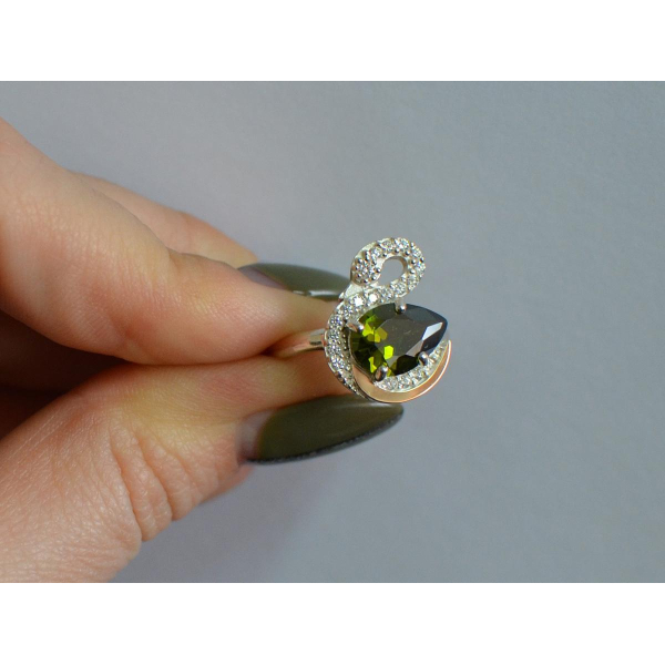 Серебряное кольцо с золотыми вставками (160к)