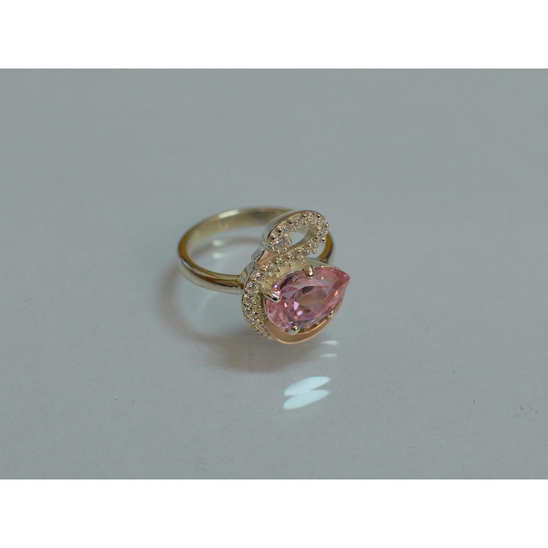 Серебряное кольцо с золотыми вставками (160к)