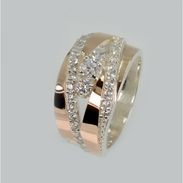 Серебряное кольцо с золотыми вставками (161к)