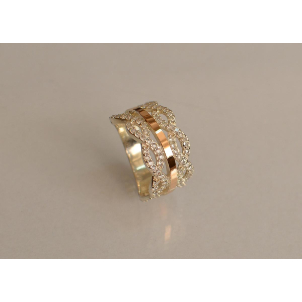 Серебряное кольцо с золотыми вставками (163к)