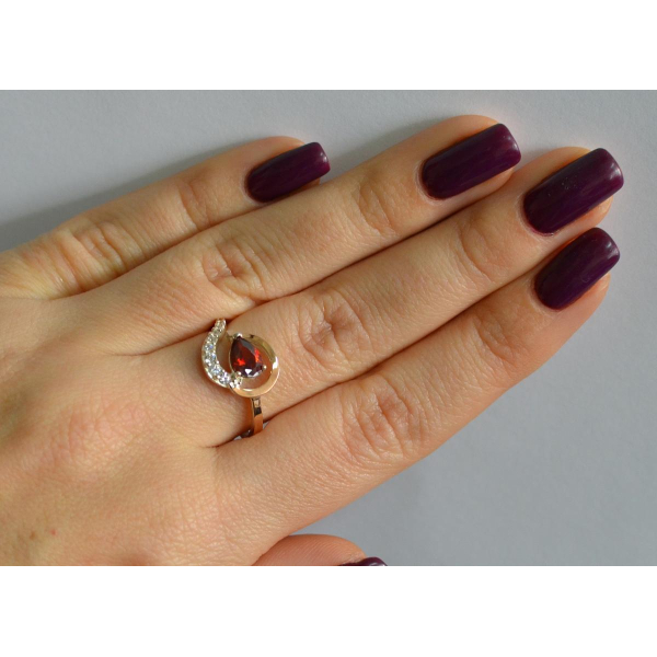 Серебряное кольцо с золотыми вставками (164к)