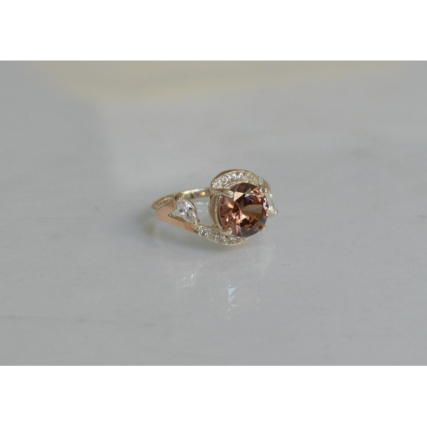 Серебряное кольцо с золотыми вставками (166к)