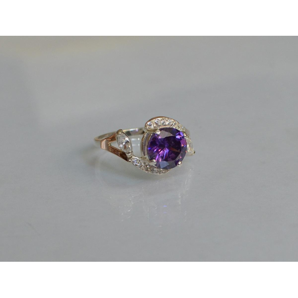 Серебряное кольцо с золотыми вставками (166к)