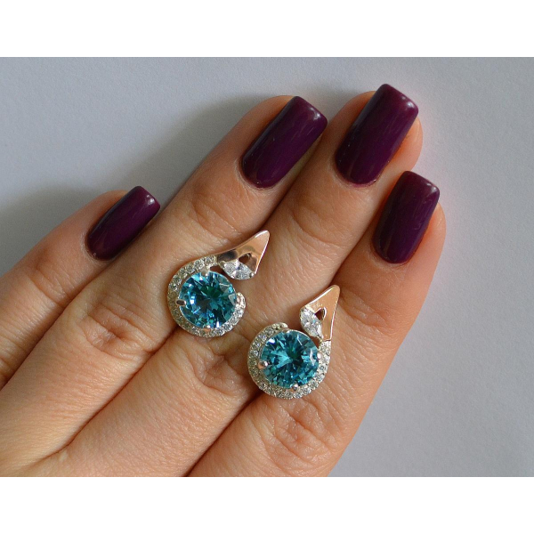 Серебряные серьги с золотыми вставками (166с)