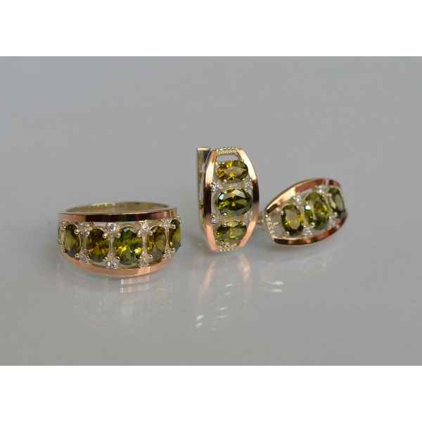 Серебряный набор с золотыми пластинами (167)