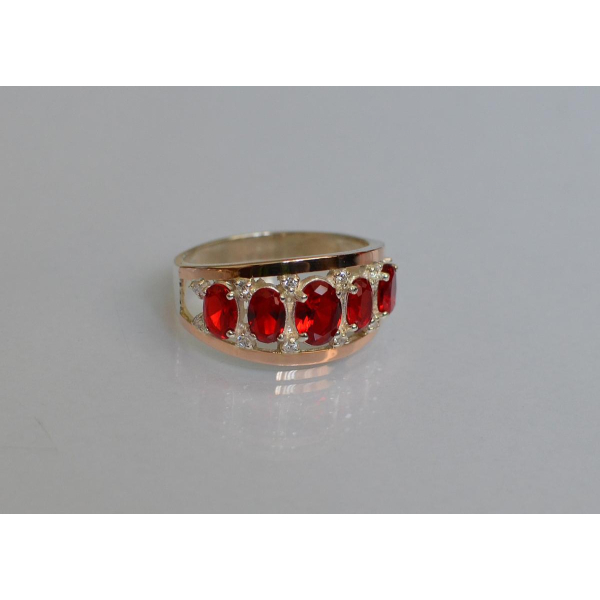 Серебряное кольцо с золотыми вставками (167к)