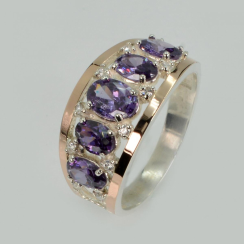 Серебряное кольцо с золотыми вставками