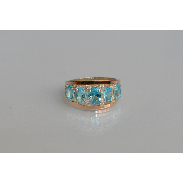 Серебряное кольцо с золотыми вставками (167к)