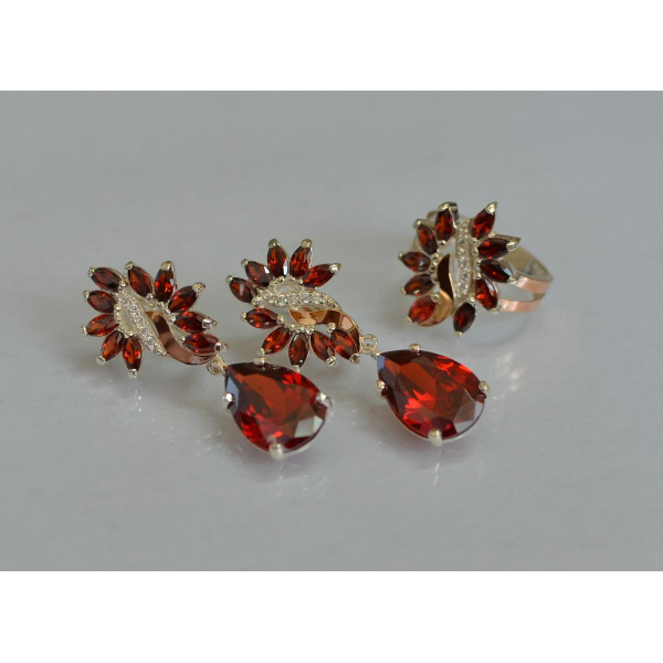 Набор серебряный  с золотыми пластинами (170)