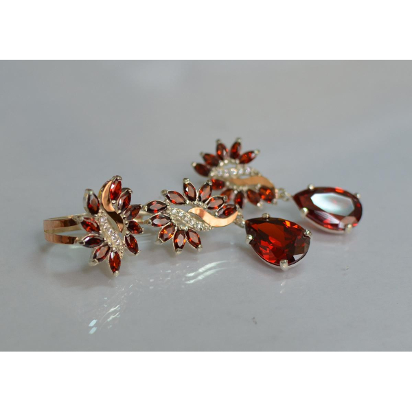 Набор серебряный  с золотыми пластинами (170)