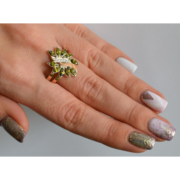 Серебряное кольцо с золотыми вставками (170к)