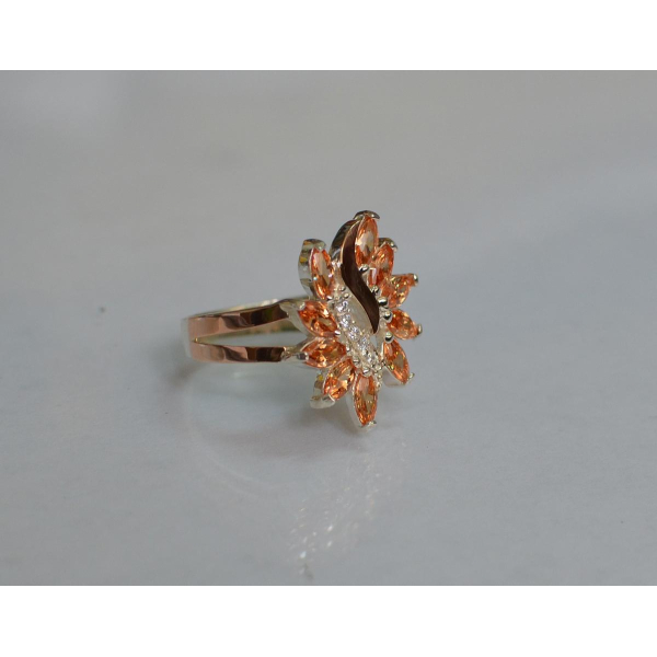 Серебряное кольцо с золотыми вставками (170к)