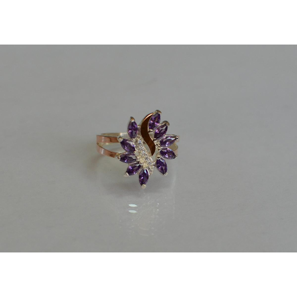 Серебряное кольцо с золотыми вставками (170к)