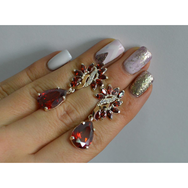 Серебряные серьги с золотыми вставками (170с)