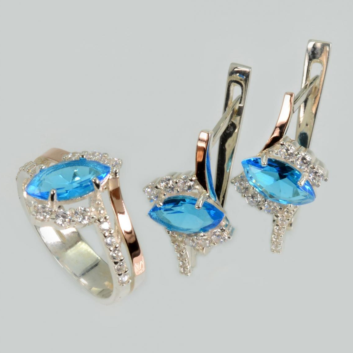 Серебряный набор с золотыми пластинами (171)