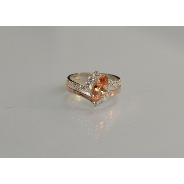 Серебряное кольцо с золотыми вставками (171к)