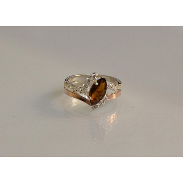 Серебряное кольцо с золотыми вставками (171к)