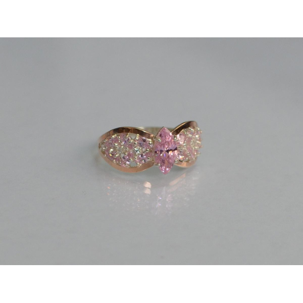 Серебряное кольцо с золотыми вставками (172к)