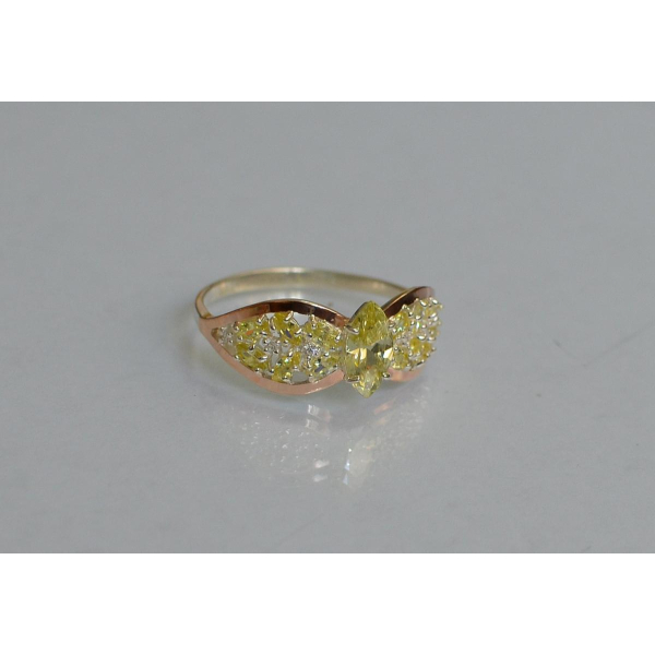 Серебряное кольцо с золотыми вставками (172к)