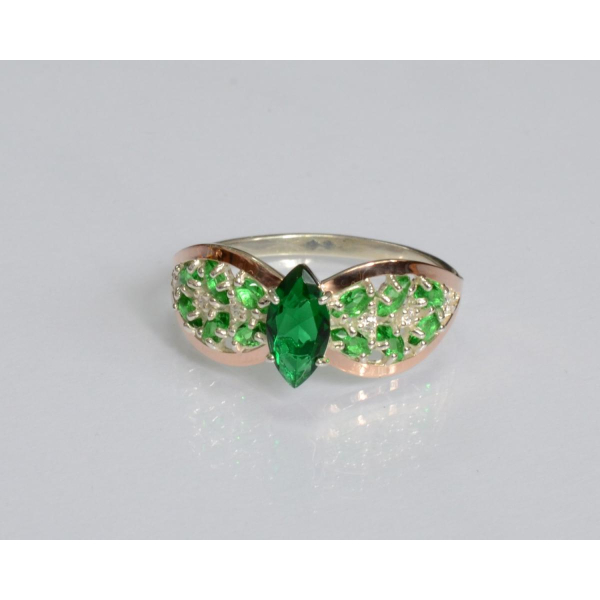 Серебряное кольцо с золотыми вставками (172к)