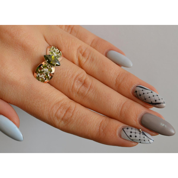 Серебряное кольцо с золотыми вставками (172к)