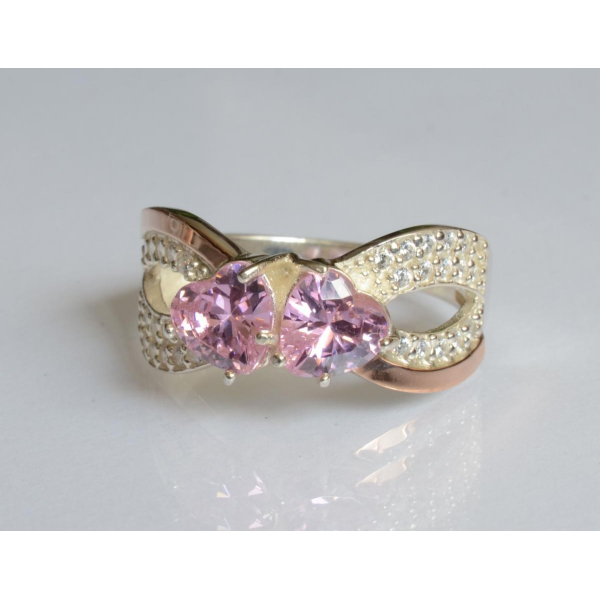 Серебряное кольцо с золотыми вставками (174к)