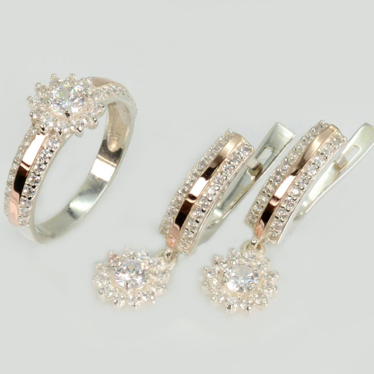 Серебряный набор с золотыми пластинами (175)