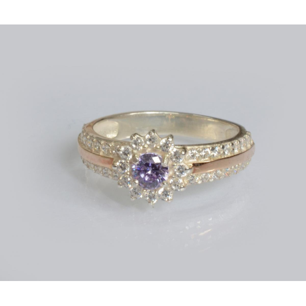 Серебряное кольцо с золотыми вставками (175к)