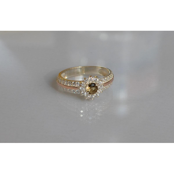 Серебряное кольцо с золотыми вставками (175к)