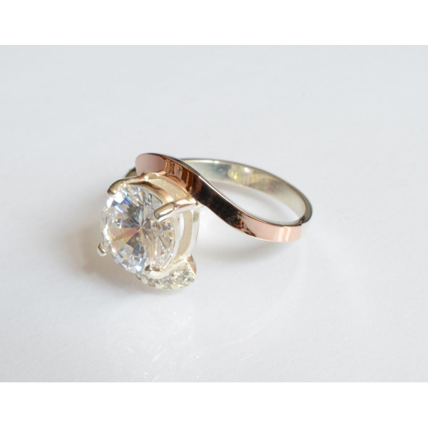 Серебряное кольцо с золотыми вставками (177к)