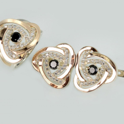 Серебряный набор с золотыми пластинами