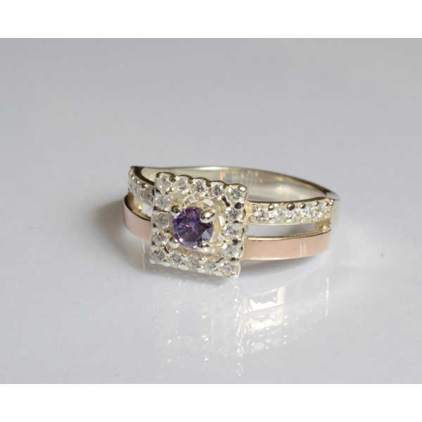 Серебряное кольцо с золотыми вставками (179к)