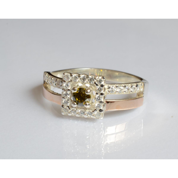 Серебряное кольцо с золотыми вставками (179к)