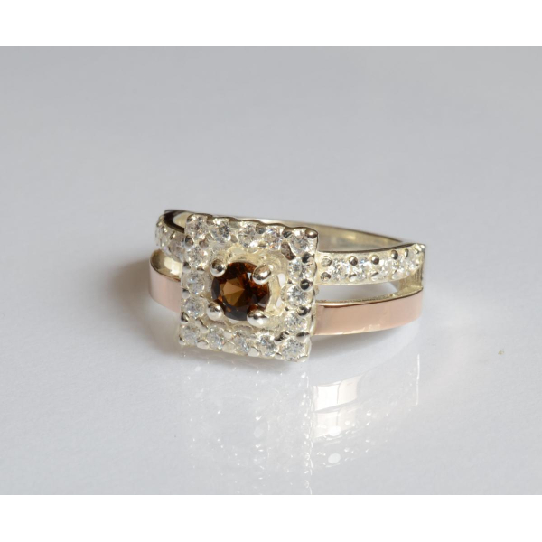 Серебряное кольцо с золотыми вставками (179к)