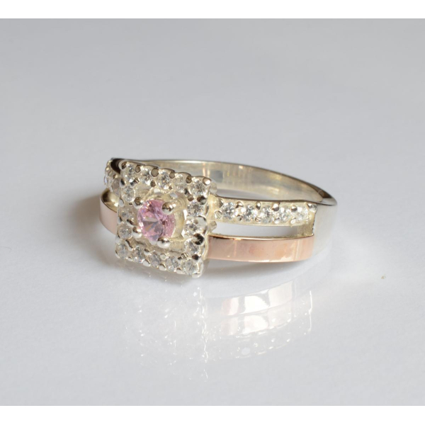 Серебряное кольцо с золотыми вставками (179к)