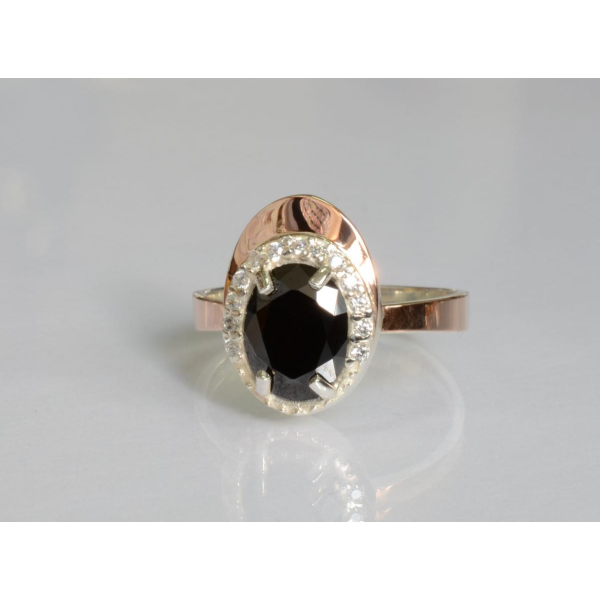 Серебряное кольцо с золотыми вставками (180к)