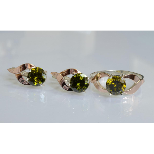 Серебряный набор с золотыми пластинами (181)