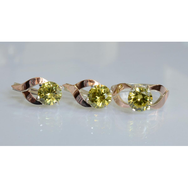 Серебряный набор с золотыми пластинами (181)