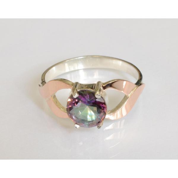 Серебряное кольцо с золотыми вставками (181к)