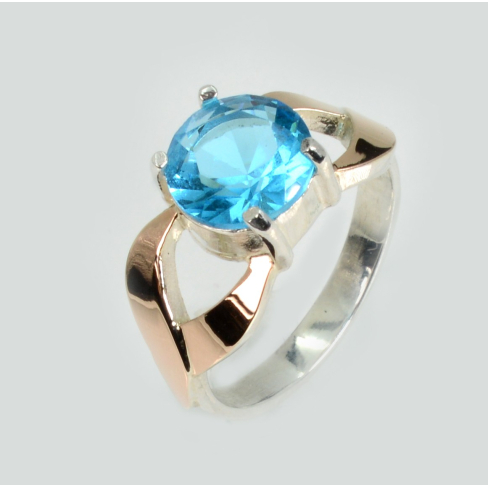 Серебряное кольцо с золотыми вставками