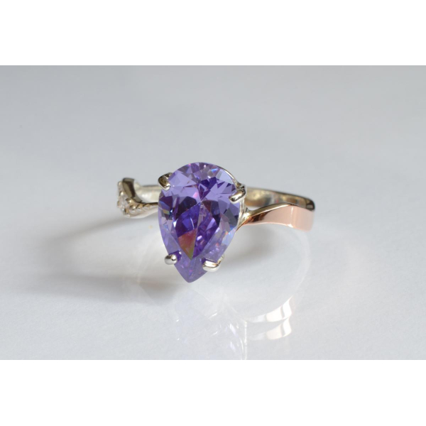 Серебряное кольцо с золотыми вставками (183к)