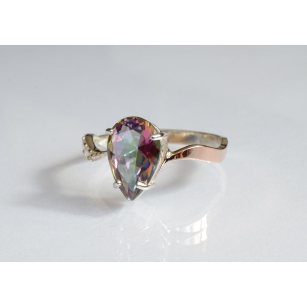 Серебряное кольцо с золотыми вставками (183к)