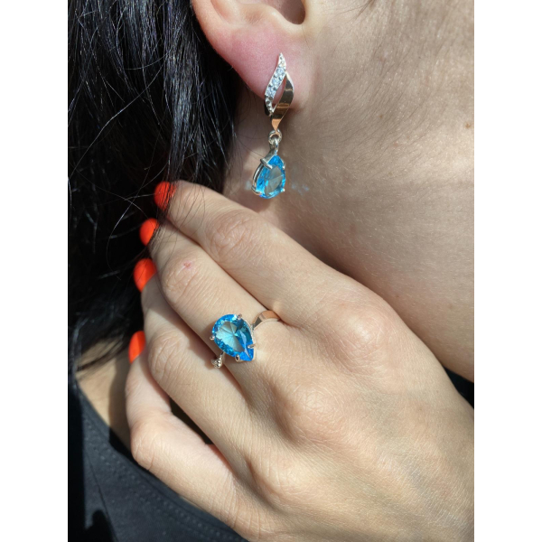 Серебряное кольцо с золотыми вставками (183к)