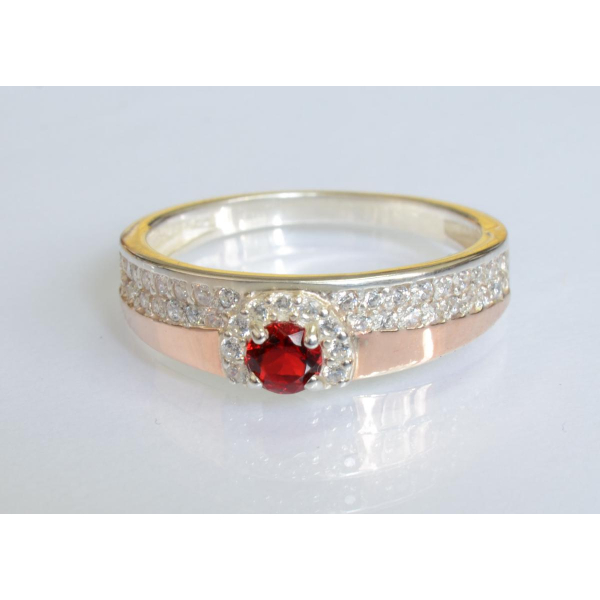 Серебряное кольцо с золотыми вставками (184к)