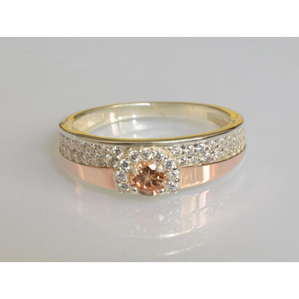 Серебряное кольцо с золотыми вставками (184к)