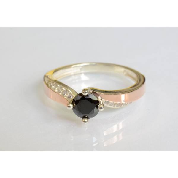 Серебряное кольцо с золотыми вставками (187к)