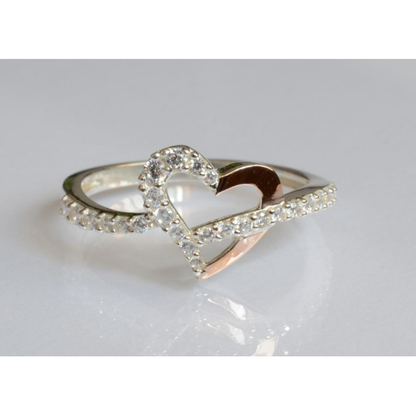 Серебряное кольцо с золотыми вставками (189к)