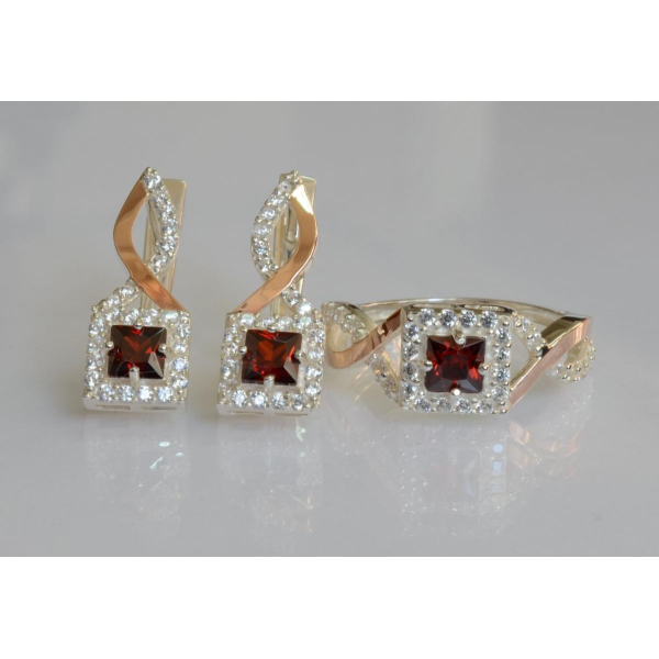 Серебряный набор с золотыми пластинами (190)