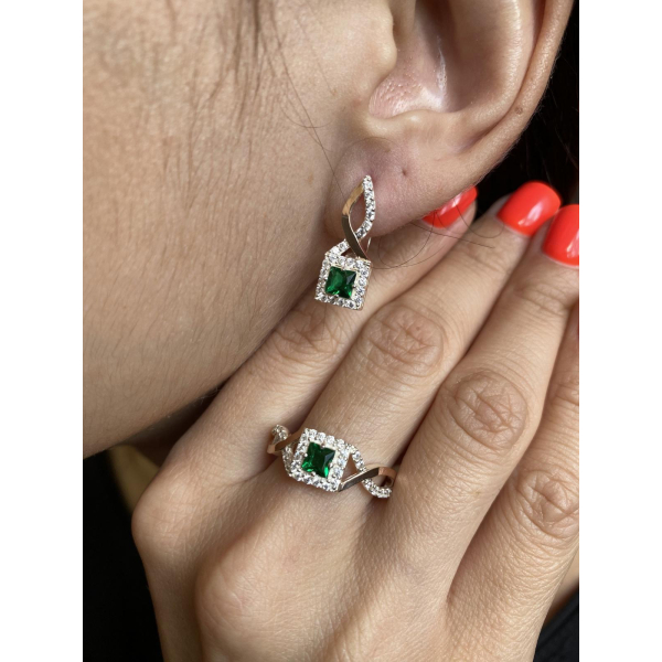 Серебряное кольцо с золотыми вставками (190к)